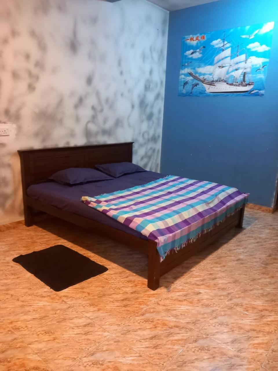 Suninn Hostel And Surf School 웰리가마 외부 사진