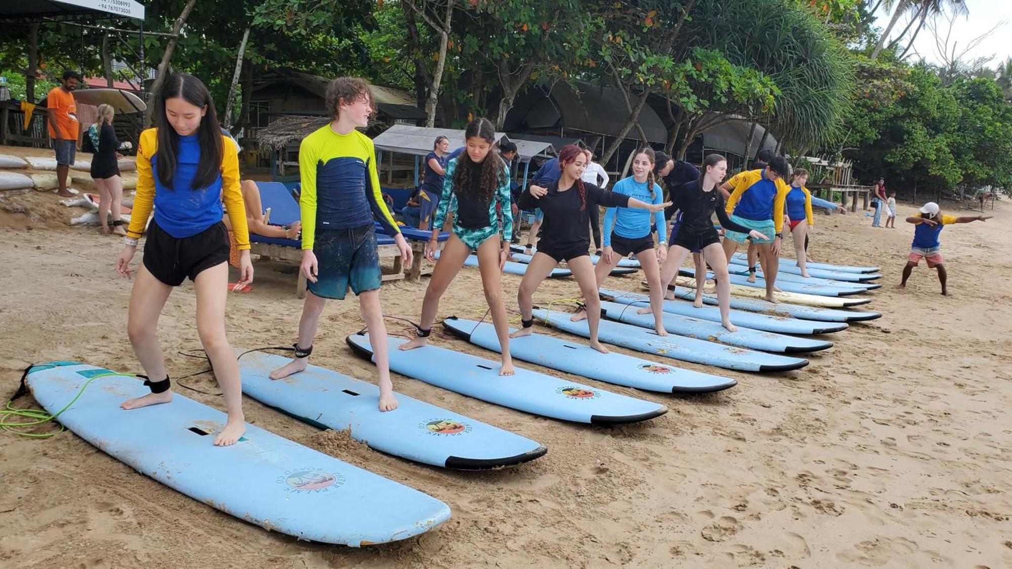 Suninn Hostel And Surf School 웰리가마 외부 사진
