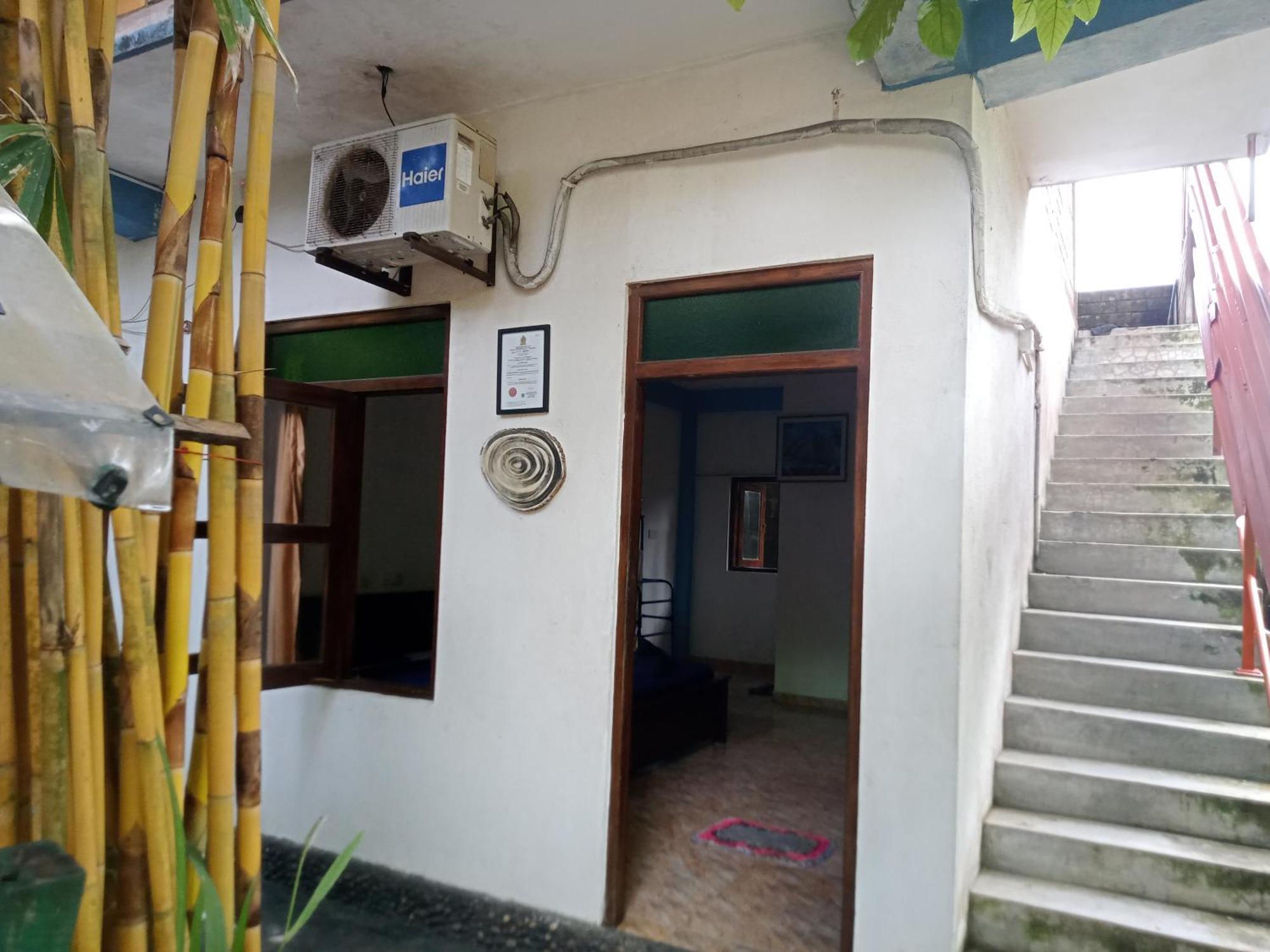 Suninn Hostel And Surf School 웰리가마 외부 사진